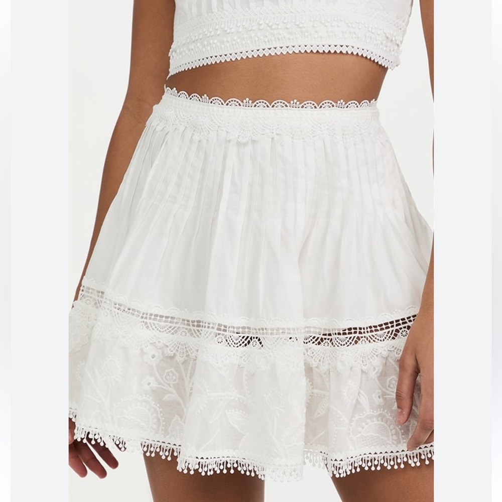 Waimari Ava Skirt in White medium New With Tags